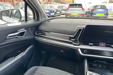 DN23AYA Kia Sportage 1.6 h T-GDi 4 Auto Euro 6 (s/s) 5dr Thumbnail #15