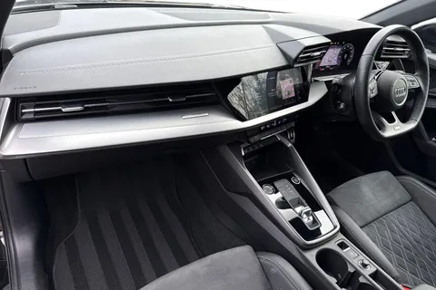 PX23OCV Audi A3 2.0 TDI 35 Edition 1 S Tronic Euro 6 (s/s) 4dr Thumbnail #16