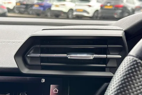 PX23OCV Audi A3 2.0 TDI 35 Edition 1 S Tronic Euro 6 (s/s) 4dr Thumbnail #45