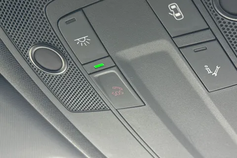 PX23OCV Audi A3 2.0 TDI 35 Edition 1 S Tronic Euro 6 (s/s) 4dr Thumbnail #47