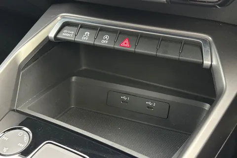 PX23OCV Audi A3 2.0 TDI 35 Edition 1 S Tronic Euro 6 (s/s) 4dr Thumbnail #48