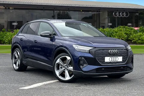 Audi Q4 e-tron 45 Black Edition Auto 5dr 82kWh Thumbnail #2