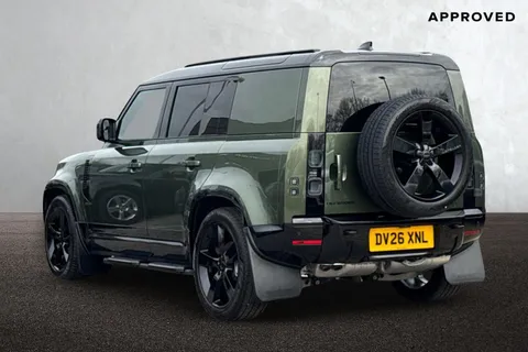 DV26XNL Land Rover Defender 110 3.0 D250 MHEV X-Dynamic HSE Hard Top SUV 5dr Diesel Auto 4WD MWB Euro 6 (s/s) (249 ps) Thumbnail #3