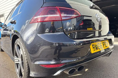 BW66PDY Volkswagen Golf 2.0 TSI BlueMotion Tech R DSG 4Motion Euro 6 (s/s) 5dr Thumbnail #8