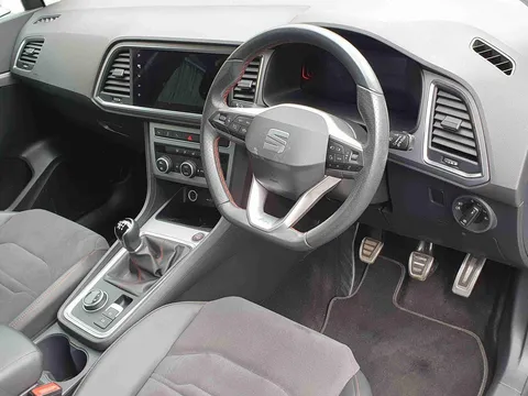 SEAT ATECA 1.5 TSI EVO XPERIENCE 5DR DSG ESTATE USED AUTOMATIC 34,103 MILES BLACK...