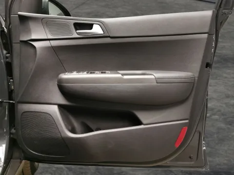 Thumbnail image for the Kia Sportage 1.6 T-GDi 2 GPF    AWD