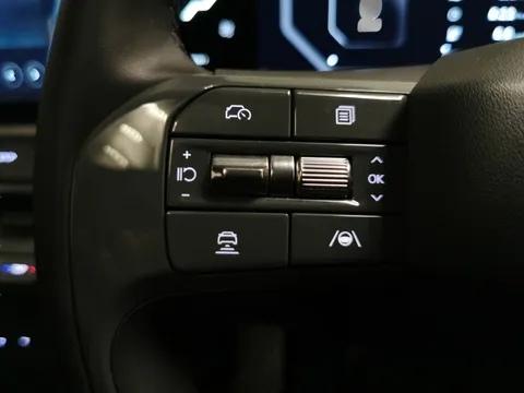 Thumbnail image for the Kia Ev9 99.8kWh GT-Line S   AWD (6 Seat)
