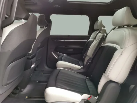 Thumbnail image for the Kia Ev9 99.8kWh GT-Line S   AWD (6 Seat)
