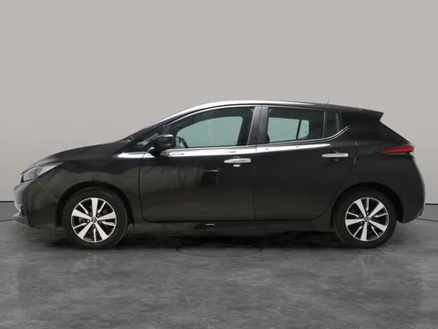 Thumbnail image for the Nissan LEAF 40kWh Acenta