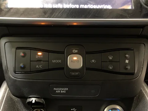 Thumbnail image for the Nissan LEAF 40kWh Acenta