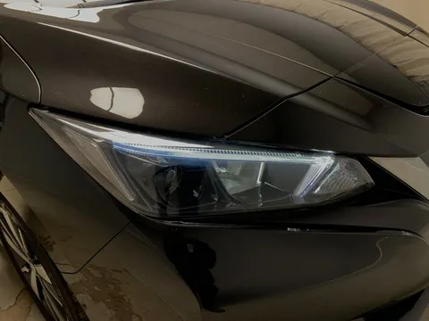 Thumbnail image for the Nissan LEAF 40kWh Acenta