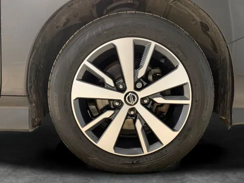Thumbnail image for the Nissan LEAF 40kWh Acenta