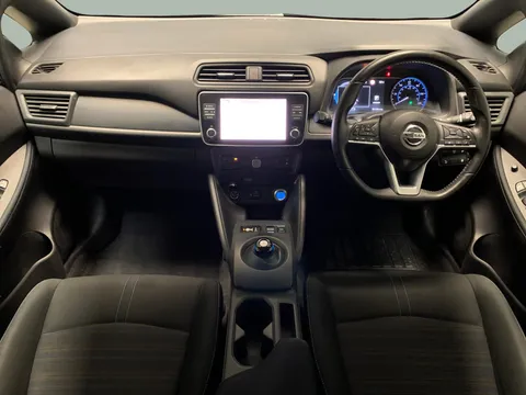 Thumbnail image for the Nissan LEAF 40kWh Acenta