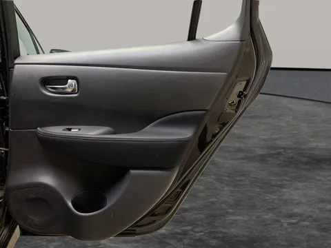 Thumbnail image for the Nissan LEAF 40kWh Acenta