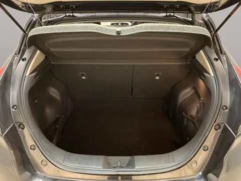 Thumbnail image for the Nissan LEAF 40kWh Acenta