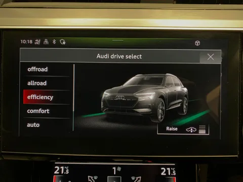 Thumbnail image for the Audi E-Tron 55 Black Edition   quattro 95kWh (11kW Charger)