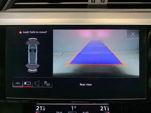 Thumbnail image for the Audi E-Tron 55 Black Edition   quattro 95kWh (11kW Charger)