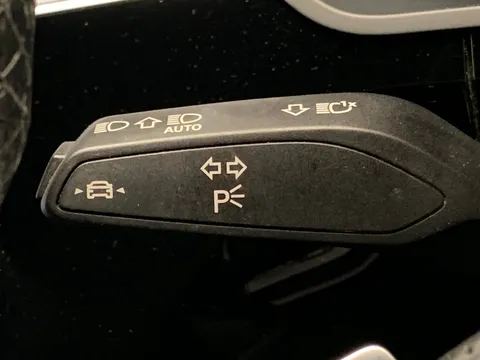 Thumbnail image for the Audi E-Tron 55 Black Edition   quattro 95kWh (11kW Charger)