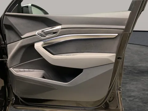 Thumbnail image for the Audi E-Tron 55 Black Edition   quattro 95kWh (11kW Charger)