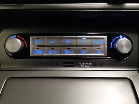 Thumbnail image for the Hyundai Kona 64kWh Premium   (10.5kW Charger)