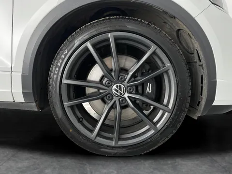 Thumbnail image for the Volkswagen T-Roc 2.0 TSI R   DSG 4Motion