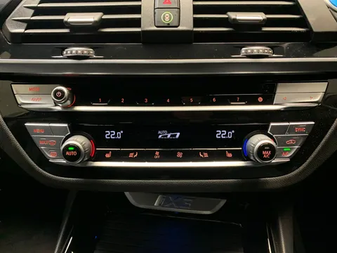 Thumbnail image for the BMW Ix3 80kWh Premier Edition
