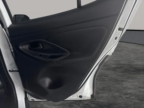 Thumbnail image for the Toyota Yaris Cross 1.5 VVT-h Excel    E-CVT