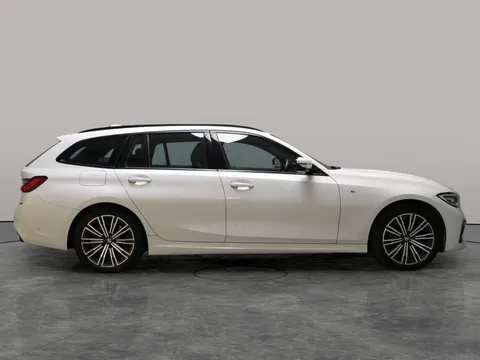 Thumbnail image for the BMW 3 Series 2.0 330e 12kWh M Sport Touring  Plug-in  xDrive
