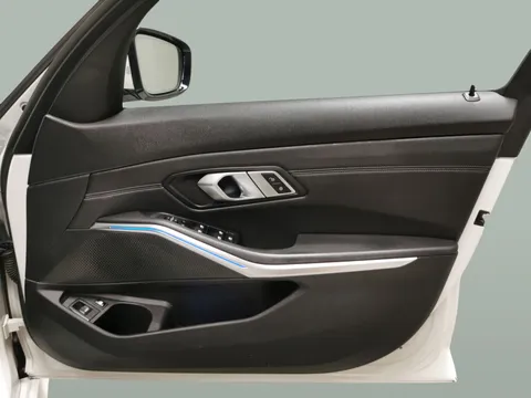 Thumbnail image for the BMW 3 Series 2.0 330e 12kWh M Sport Touring  Plug-in  xDrive