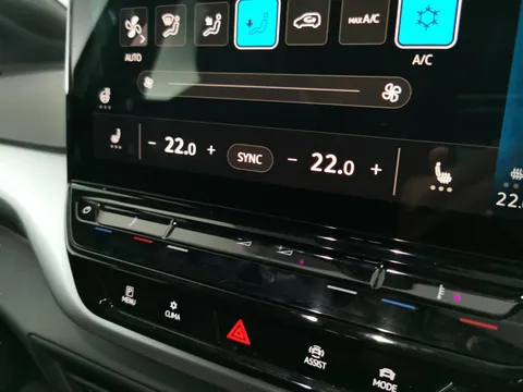 Thumbnail image for the Volkswagen Id.4 Pro Performance 77kWh 1ST Edition