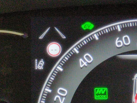 Thumbnail image for the Toyota RAV4 2.5 VVT-h 18.1 kWh Design   Plug-in  CVT 4WD