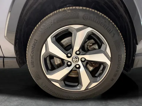 Thumbnail image for the Toyota RAV4 2.5 VVT-h 18.1 kWh Design   Plug-in  CVT 4WD