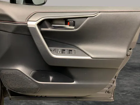 Thumbnail image for the Toyota RAV4 2.5 VVT-h 18.1 kWh Design   Plug-in  CVT 4WD