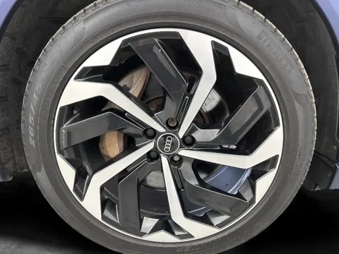 Thumbnail image for the Audi E-Tron 50 Black Edition Sportback  quattro 71.2kWh (11kW Charger)