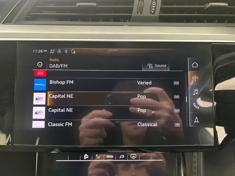 Thumbnail image for the Audi E-Tron 50 Black Edition Sportback  quattro 71.2kWh (11kW Charger)