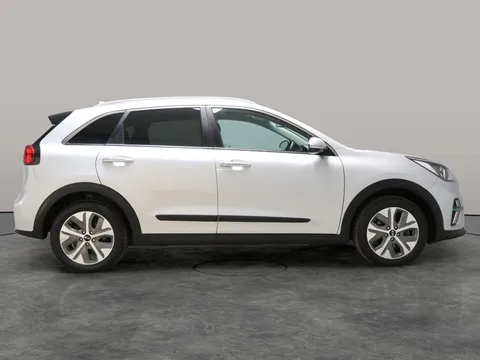 Thumbnail image for the Kia Niro 64kWh 3