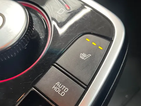 Thumbnail image for the Kia Niro 64kWh 3
