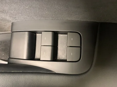 Thumbnail image for the Tesla Model Y SUV  RWD