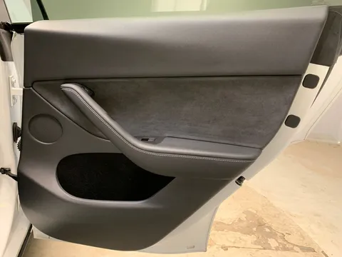 Thumbnail image for the Tesla Model Y SUV  RWD