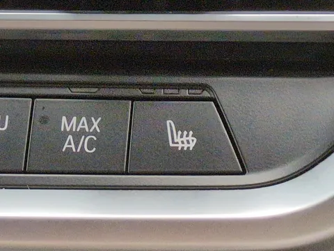 Thumbnail image for the BMW 3 Series 2.0 330e 12kWh M Sport   Plug-in