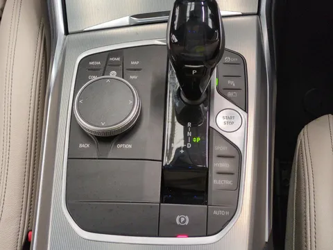 Thumbnail image for the BMW 3 Series 2.0 330e 12kWh M Sport   Plug-in