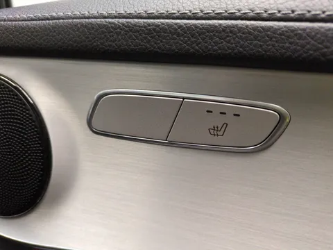 Thumbnail image for the Mercedes-Benz GLC 2.0 GLC220d AMG Line (Premium)   G-Tronic+ 4MATIC