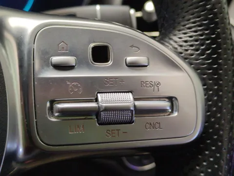 Thumbnail image for the Mercedes-Benz GLC 2.0 GLC220d AMG Line (Premium)   G-Tronic+ 4MATIC