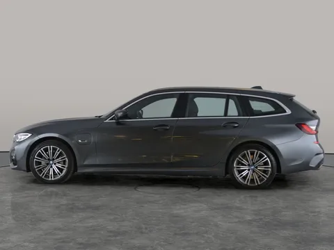 Thumbnail image for the BMW 3 Series 2.0 330e 12kWh M Sport Touring  Plug-in
