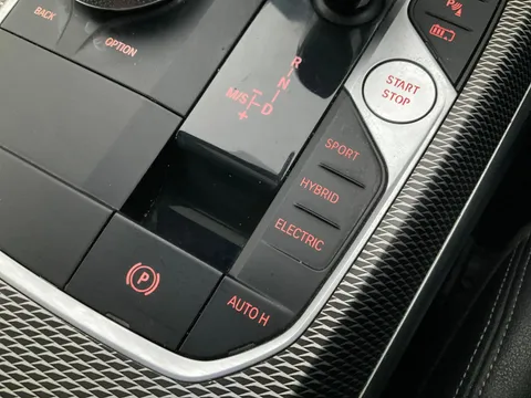 Thumbnail image for the BMW 3 Series 2.0 330e 12kWh M Sport Touring  Plug-in
