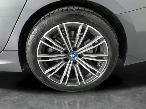 Thumbnail image for the BMW 3 Series 2.0 330e 12kWh M Sport Touring  Plug-in