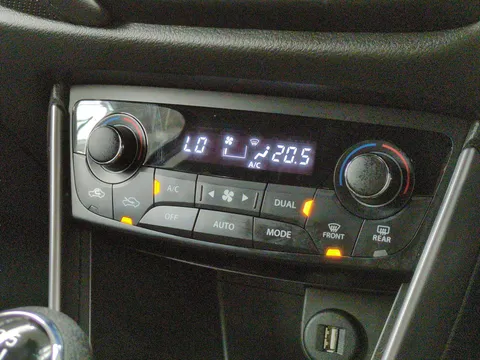 Thumbnail image for the Suzuki S-Cross 1.4 Boosterjet MHEV Motion