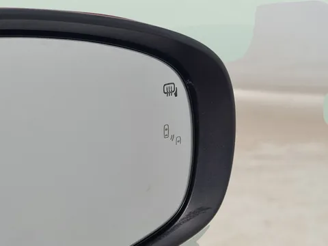 Thumbnail image for the Suzuki S-Cross 1.4 Boosterjet MHEV Motion