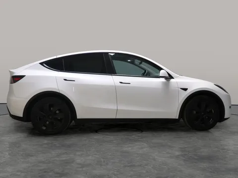 Thumbnail image for the Tesla Model Y (Dual Motor) Long Range   4WDE