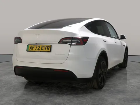 Thumbnail image for the Tesla Model Y (Dual Motor) Long Range   4WDE